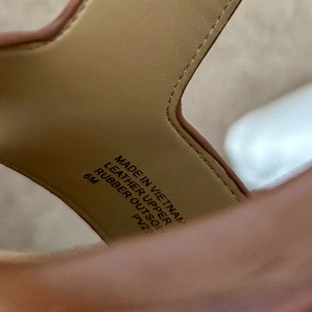 Michael Kors Brown Leather Platform Sandal - Picture 11 of 11